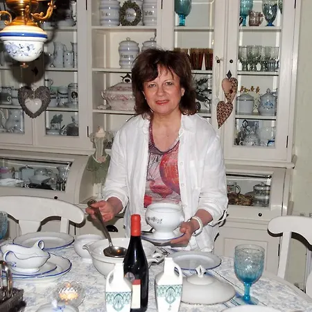 Ubytování v soukromí Romantikzimmer Im Antiquariat Sonnschied